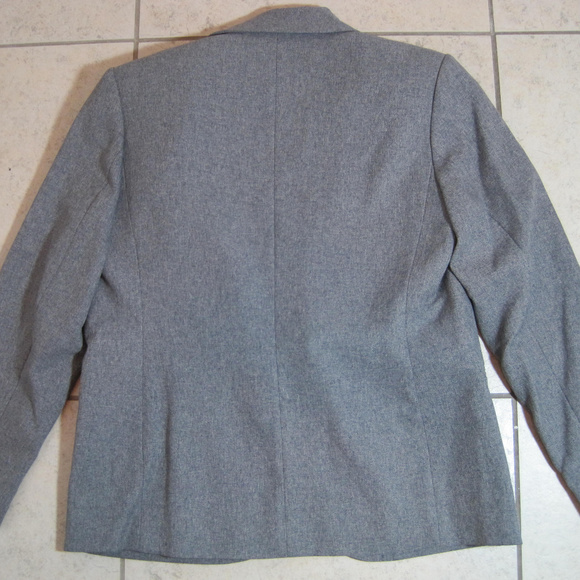 Women's Gray Blazer Suit Jacket Long Sleeve Grey The Tog Shop Petite 4P - Picture 6 of 7